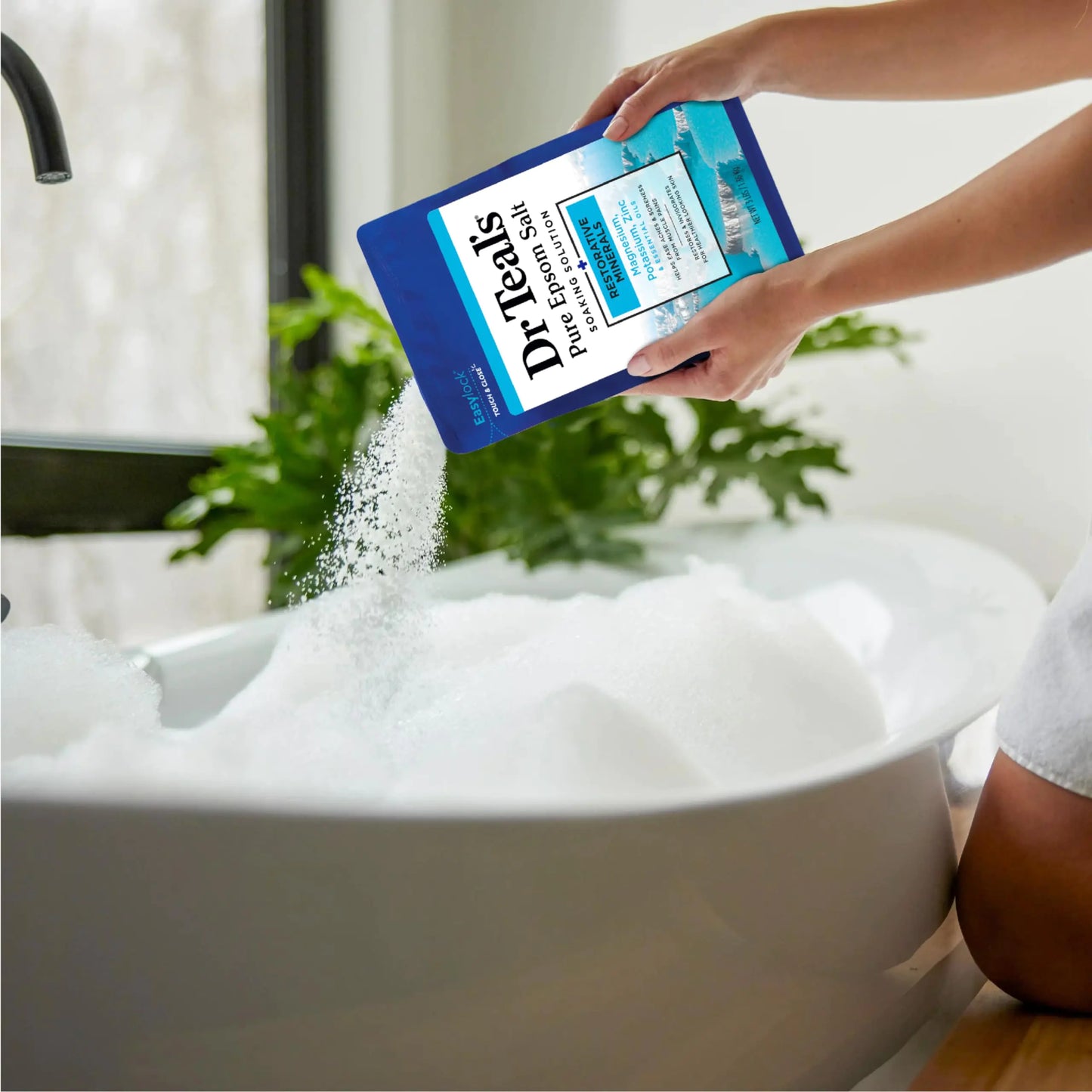 Dr Teal's Epsom Salt Magnesium Soak, Restorative Minerals with Magnesium, Potassium & Zinc, 3 lbs Mint 3 Pound (Pack of 1)